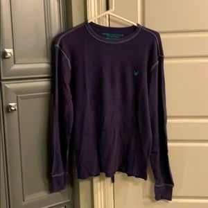 Men’s medium blue waffle long sleeve